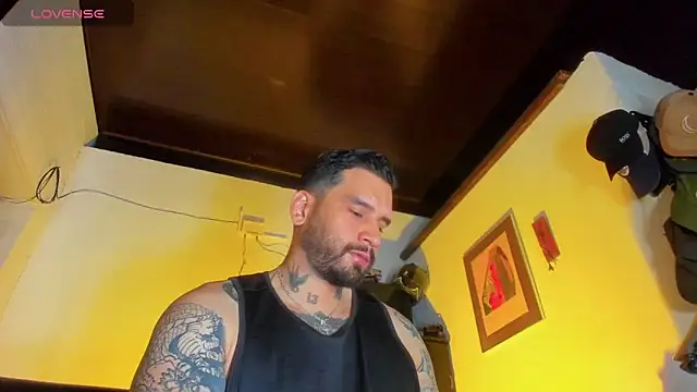 CamiloGray  online show from 03/16/25, 02:33