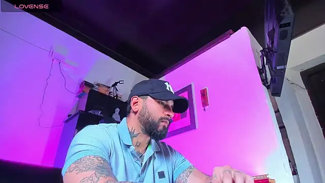 CamiloGray  online show from 09/16/25, 01:45