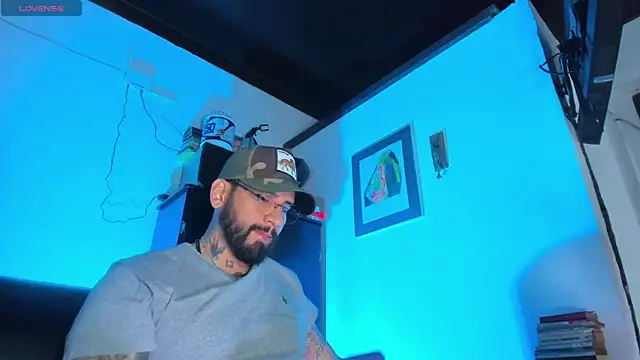 CamiloGray  online show from 09/27/25, 02:44