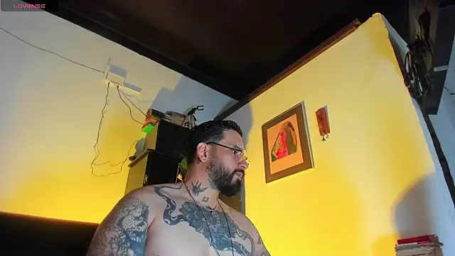 CamiloGray  online show from 10/07/25, 02:25