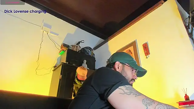 CamiloGray  online show from 11/11/25, 01:44