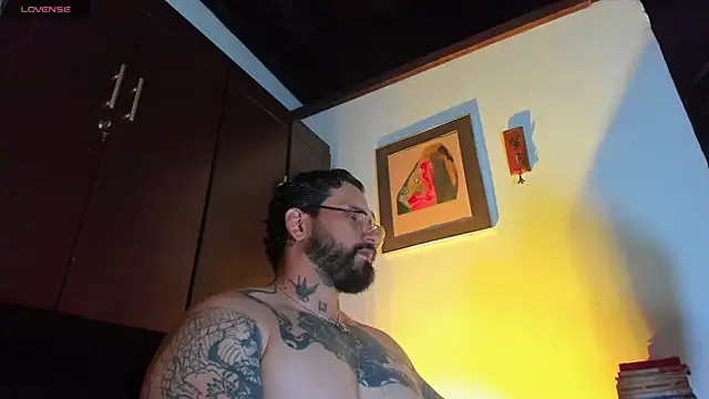 CamiloGray  online show from 04/28/26, 02:00