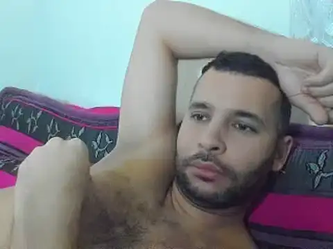 Snapshot of Dani_Lop chatting on 01/23/25, 04:41 Dani Lop online show from 01/23/25, 04:41