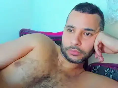 Snapshot of Dani_Lop chatting on 02/03/25, 02:25 Dani Lop online show from 02/03/25, 02:25