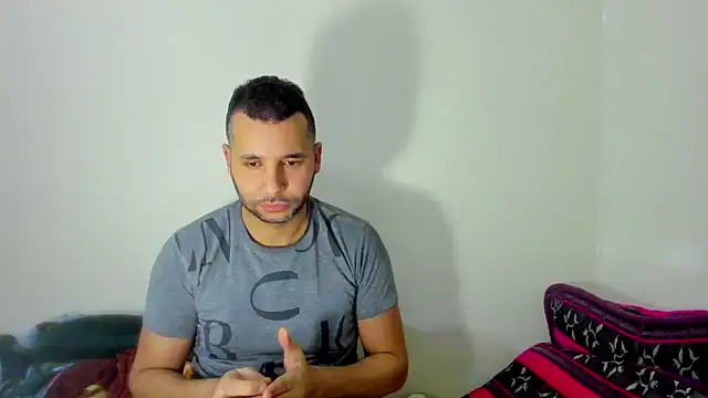 Snapshot of Dani_Lop chatting on 03/08/25, 02:40 Dani Lop online show from 03/08/25, 02:40