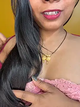 wow-wow-sexy online show from 02/15/26, 06:15