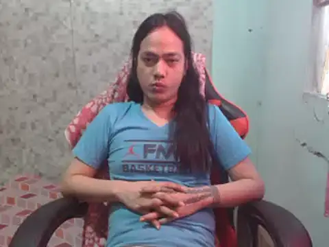 Snapshot of itsmacky4u chatting on 01/13/25, 07:43 itsmacky4u online show from 01/13/25, 07:43