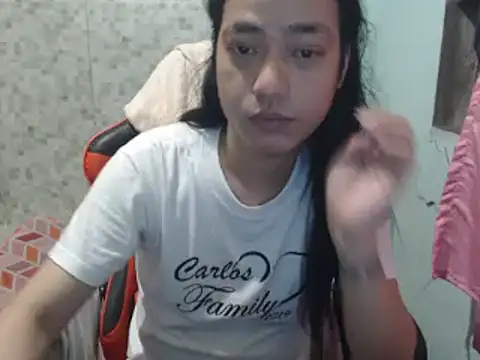 Snapshot of itsmacky4u chatting on 02/15/25, 01:16 itsmacky4u online show from 02/15/25, 01:16