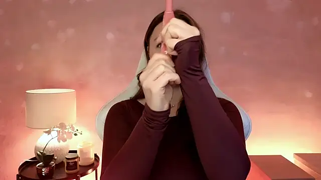 MilaFleur online show from 02/05/26, 03:38