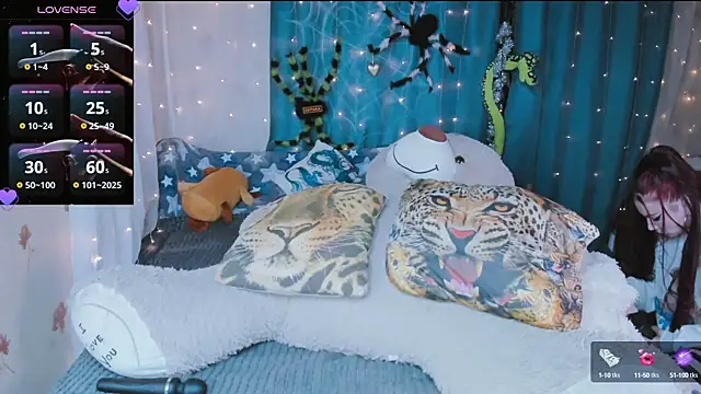 Snapshot of XNuka_Flower_LoverX chatting on 02/08/25, 03:53 XNuka Flower LoverX online show from 02/08/25, 03:53