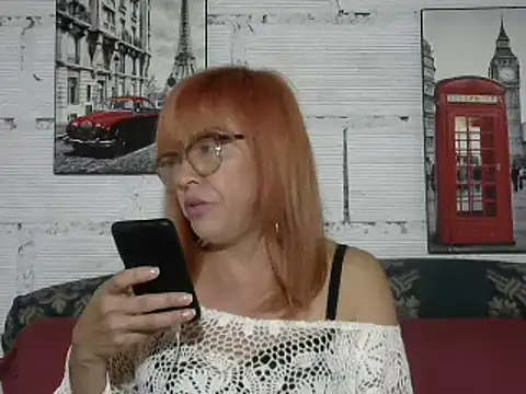 Snapshot of divahot08 chatting on 02/22/25, 07:36 divahot08 online show from 02/22/25, 07:36