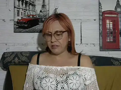 Snapshot of divahot08 chatting on 03/13/25, 07:50 divahot08 online show from 03/13/25, 07:50