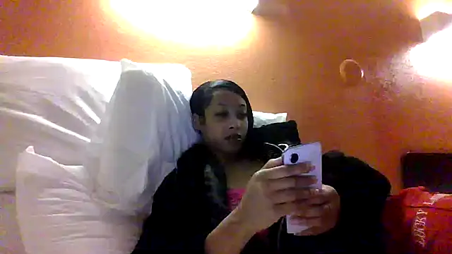 Snapshot of sexybribri@xh chatting on 10/15/25, 05:29 sexybribrixh online show from 10/15/25, 05:29