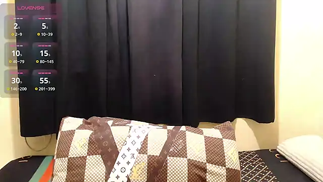 Snapshot of x_brittany_x chatting on 03/16/26, 04:55 x brittany x online show from 03/16/26, 04:55