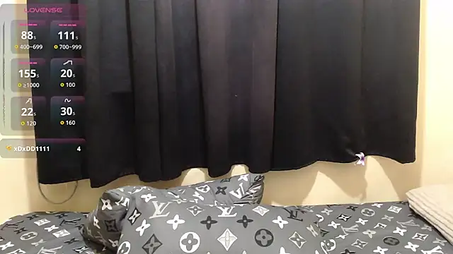 Snapshot of x_brittany_x chatting on 04/09/26, 04:45 x brittany x online show from 04/09/26, 04:45