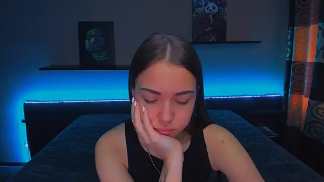 Snapshot of AlexaBarkley chatting on 02/05/25, 06:13 AlexaBarkley online show from 02/05/25, 06:13