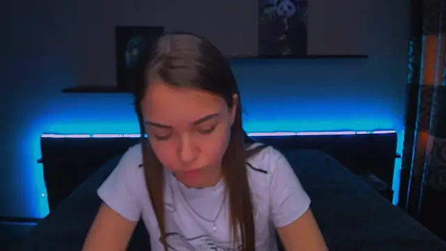 Snapshot of AlexaBarkley chatting on 02/13/25, 06:09 AlexaBarkley online show from 02/13/25, 06:09