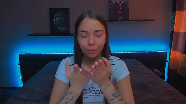 Snapshot of AlexaBarkley chatting on 02/21/25, 03:23 AlexaBarkley online show from 02/21/25, 03:23