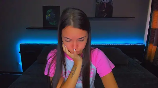 Snapshot of AlexaBarkley chatting on 09/11/25, 12:22 AlexaBarkley online show from 09/11/25, 12:22