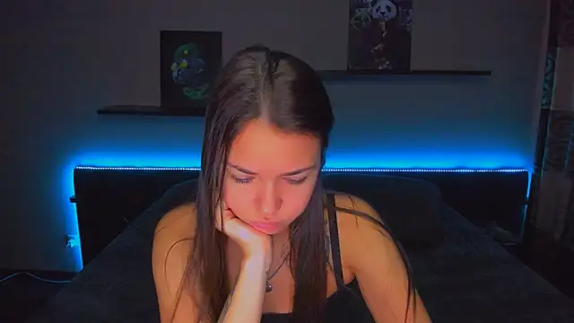 Snapshot of AlexaBarkley chatting on 10/17/25, 12:14 AlexaBarkley online show from 10/17/25, 12:14