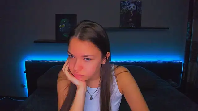 Snapshot of AlexaBarkley chatting on 10/20/25, 12:11 AlexaBarkley online show from 10/20/25, 12:11