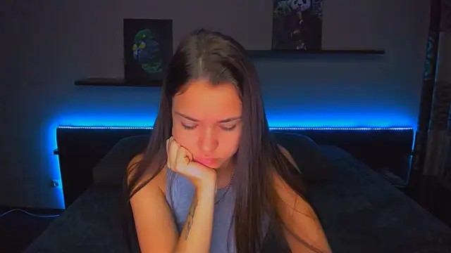 Snapshot of AlexaBarkley chatting on 10/21/25, 12:11 AlexaBarkley online show from 10/21/25, 12:11