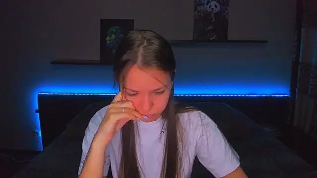 Snapshot of AlexaBarkley chatting on 02/12/26, 12:27 AlexaBarkley online show from 02/12/26, 12:27