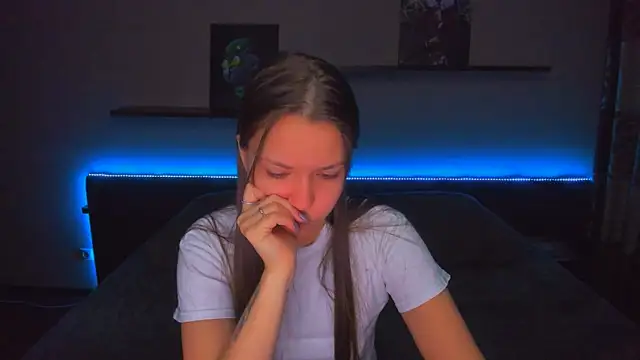 Snapshot of AlexaBarkley chatting on 02/20/26, 12:29 AlexaBarkley online show from 02/20/26, 12:29