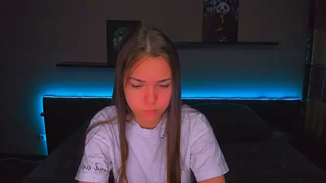 Snapshot of AlexaBarkley chatting on 03/06/26, 12:18 AlexaBarkley online show from 03/06/26, 12:18