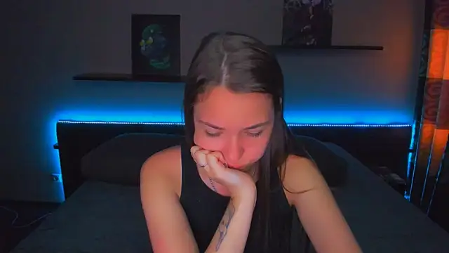 AlexaBarkley online show from 05/04/26, 12:39