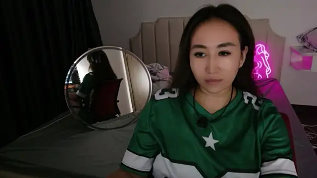 AsianQueens online show from 06/14/26, 01:24