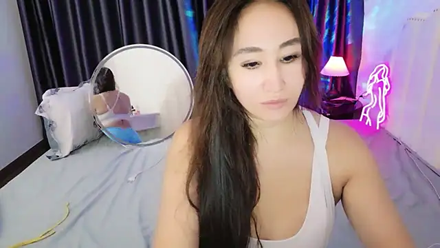 AsianQueens online show from 06/18/26, 11:03