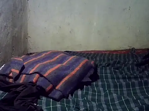 Snapshot of cute-shamza chatting on 09/13/25, 06:08 cute-shamza online show from 09/13/25, 06:08