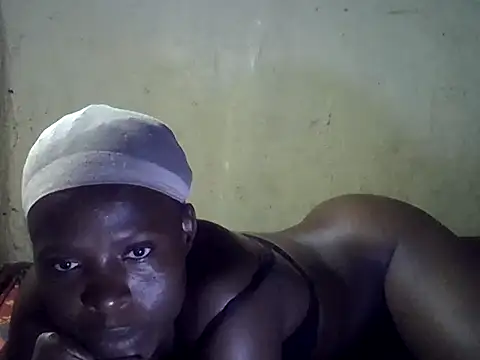 Snapshot of cute-shamza chatting on 09/20/25, 05:36 cute-shamza online show from 09/20/25, 05:36