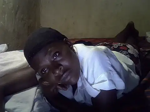 Snapshot of cute-shamza chatting on 09/27/25, 05:29 cute-shamza online show from 09/27/25, 05:29