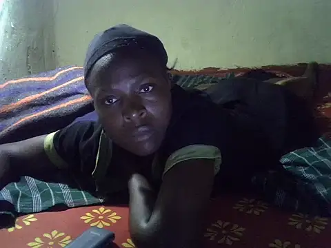 Snapshot of cute-shamza chatting on 10/08/25, 05:38 cute-shamza online show from 10/08/25, 05:38