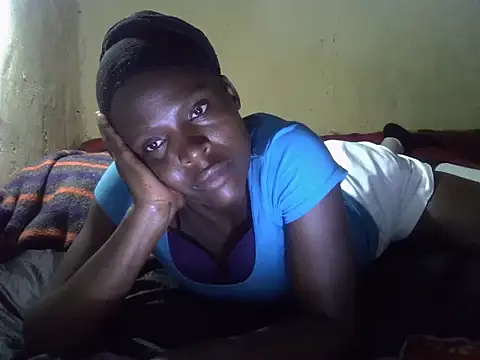 Snapshot of cute-shamza chatting on 10/25/25, 04:35 cute-shamza online show from 10/25/25, 04:35