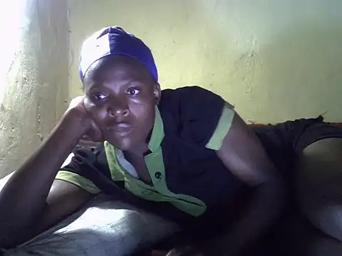 Snapshot of cute-shamza chatting on 10/31/25, 05:14 cute-shamza online show from 10/31/25, 05:14