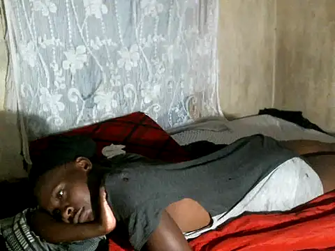 cute-shamza online show from 02/14/26, 05:10