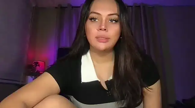 Snapshot of _MissKhimberlyXxx_ chatting on 12/16/24, 07:54  MissKhimberlyXxx  online show from 12/16/24, 07:54