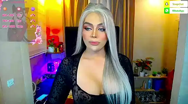 Snapshot of _MissKhimberlyXxx_ chatting on 12/22/24, 09:33  MissKhimberlyXxx  online show from 12/22/24, 09:33