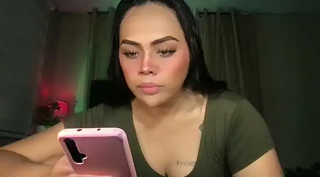 Snapshot of _MissKhimberlyXxx_ chatting on 01/02/25, 07:23  MissKhimberlyXxx  online show from 01/02/25, 07:23