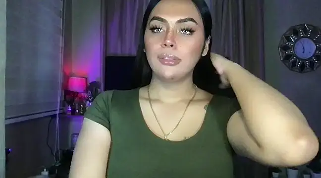 Snapshot of _MissKhimberlyXxx_ chatting on 01/27/25, 10:49  MissKhimberlyXxx  online show from 01/27/25, 10:49