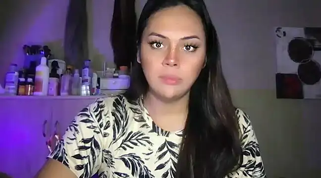 Snapshot of _MissKhimberlyXxx_ chatting on 02/26/25, 02:59  MissKhimberlyXxx  online show from 02/26/25, 02:59