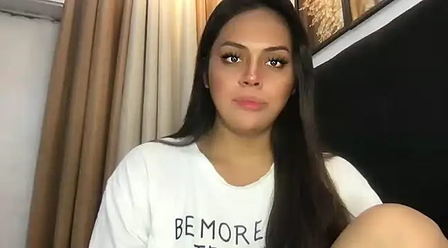 Snapshot of _MissKhimberlyXxx_ chatting on 03/11/25, 09:02  MissKhimberlyXxx  online show from 03/11/25, 09:02