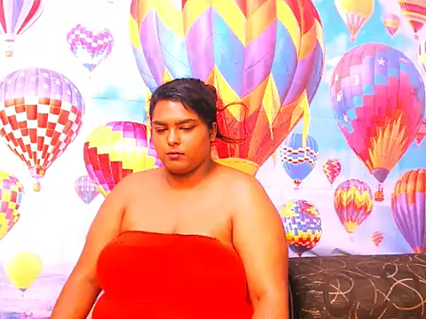 Snapshot of Indianfairy99 chatting on 12/19/24, 01:18 Indianfairy99 online show from 12/19/24, 01:18