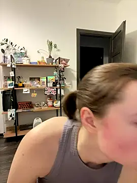 Snapshot of sweetest_pie chatting on 12/01/24, 08:31 sweetest pie online show from 12/01/24, 08:31