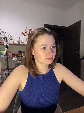 Snapshot of sweetest_pie chatting on 01/12/25, 06:38 sweetest pie online show from 01/12/25, 06:38