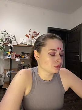 Snapshot of sweetest_pie chatting on 01/16/25, 08:57 sweetest pie online show from 01/16/25, 08:57