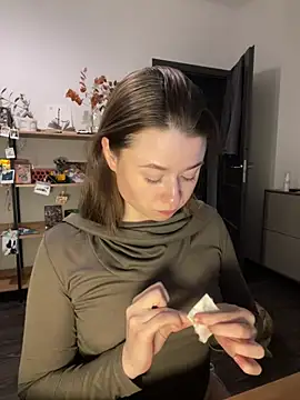 Snapshot of sweetest_pie chatting on 01/20/25, 09:01 sweetest pie online show from 01/20/25, 09:01